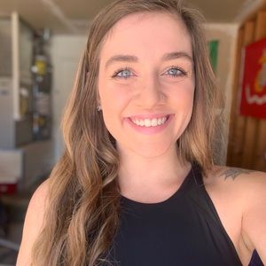 Meet your Posher, Hannah